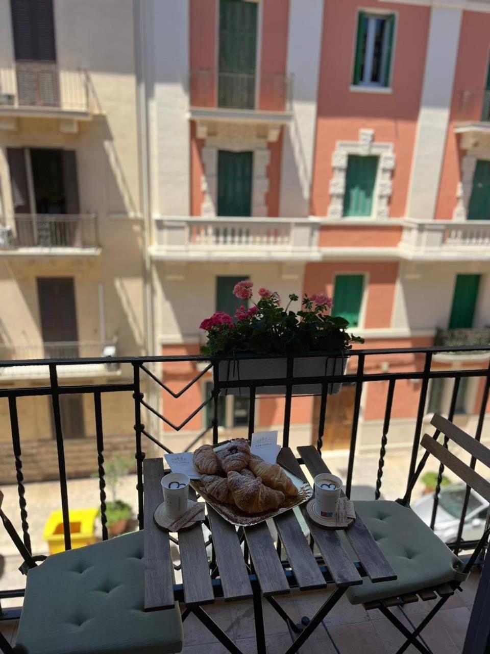Mariamora Apartment Bari Bagian luar foto
